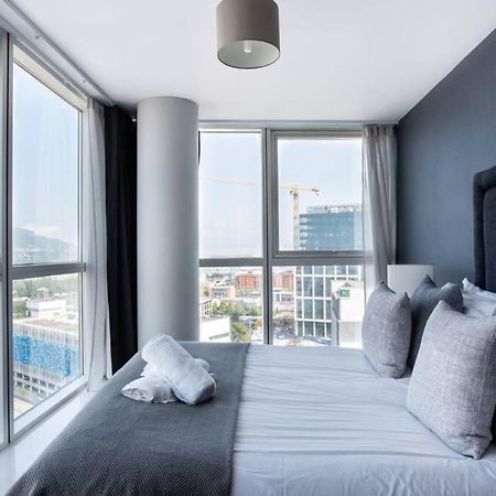 Titanic & City Views, Ultra Luxury City Parking Belfast Luaran gambar