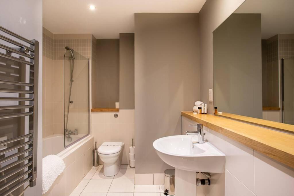 Titanic & City Views, Ultra Luxury City Parking Belfast Luaran gambar