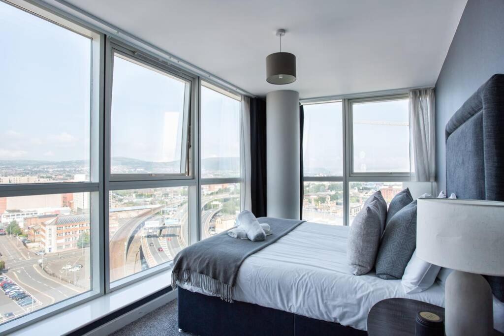 Titanic & City Views, Ultra Luxury City Parking Belfast Luaran gambar