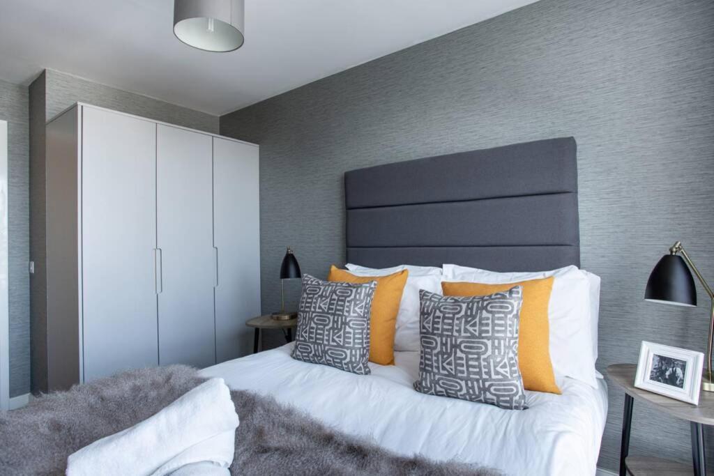 Titanic & City Views, Ultra Luxury City Parking Belfast Luaran gambar